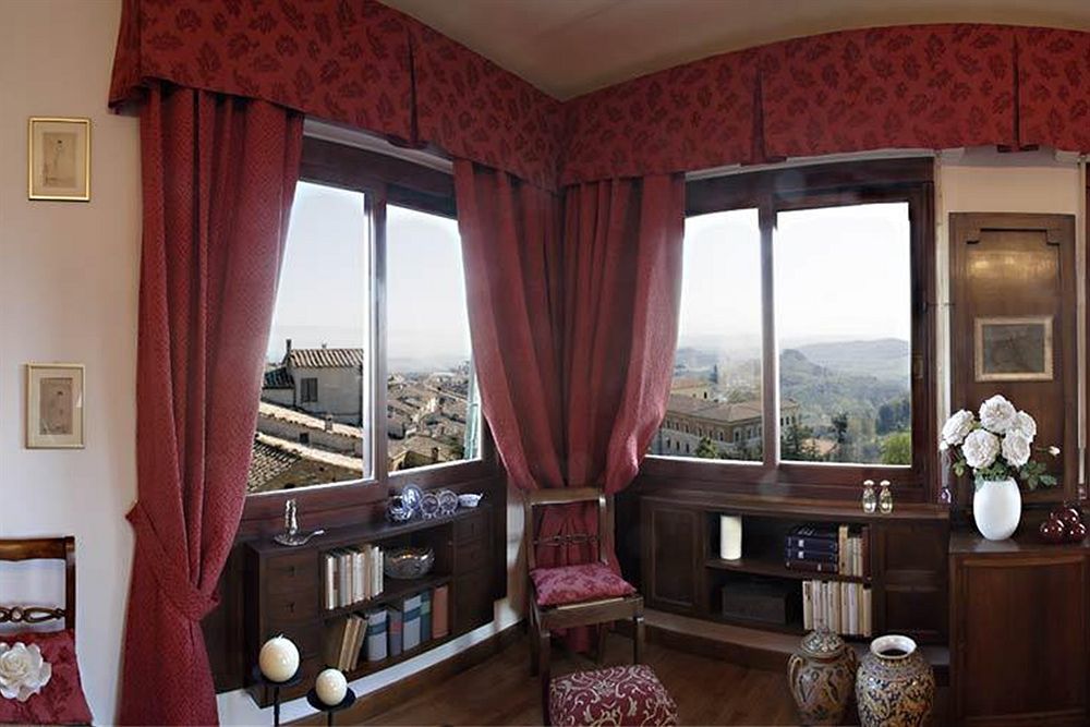 Residenza Fabroni Bed and Breakfast Montepulciano Stazione Exteriör bild