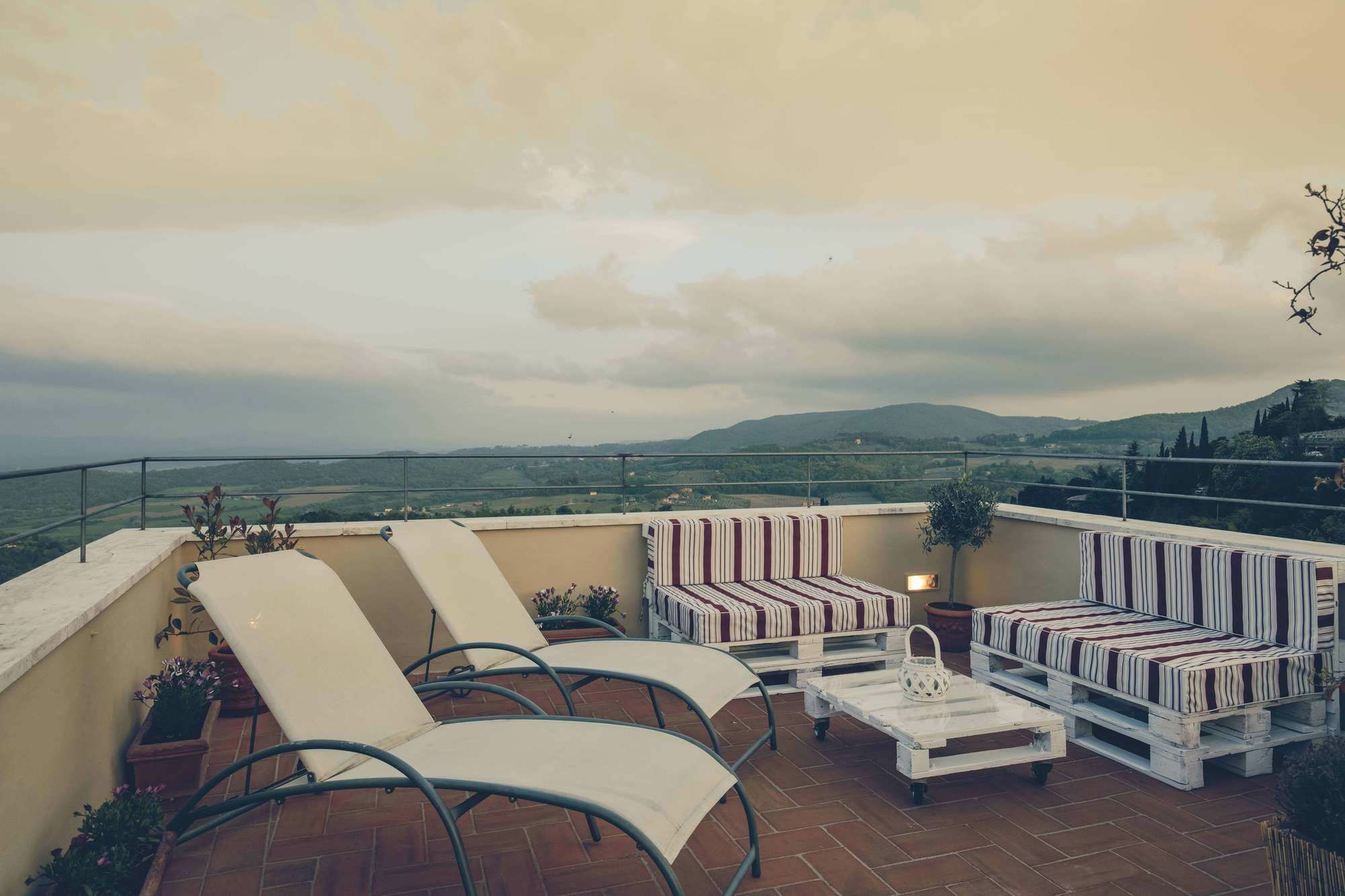 Residenza Fabroni Bed and Breakfast Montepulciano Stazione Exteriör bild